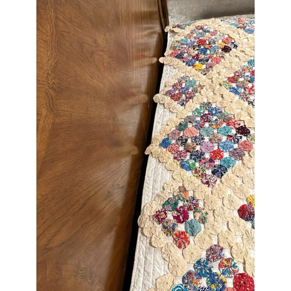 Antique Yo Yo Quilt Diamond Pattern Large Queen/small King 92” X 96” Scalloped